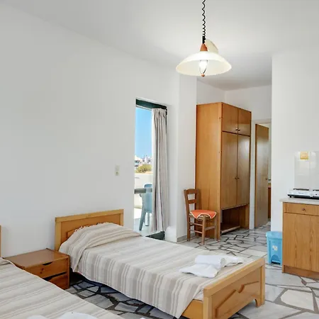 Ilios And Irene 1 Bed & Breakfast